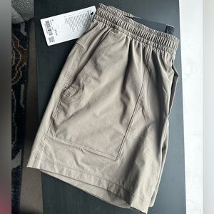 NWT Lululemon 5” Bowline Short